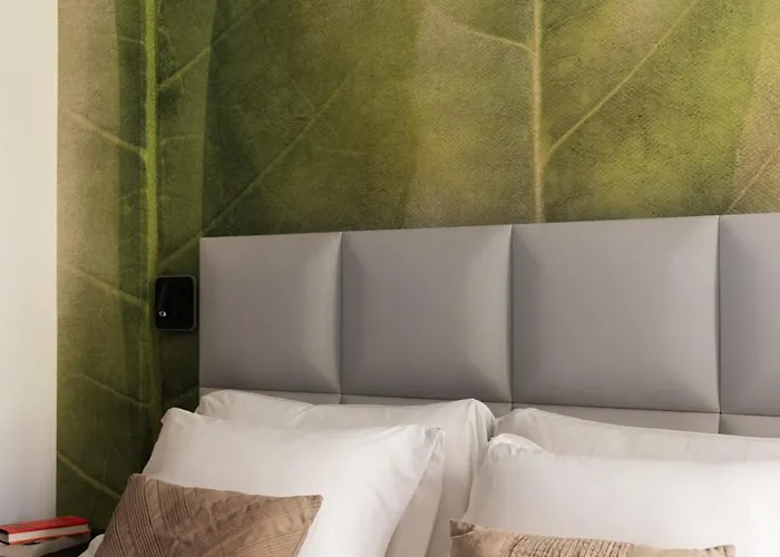 At Forty-one Otel Roma